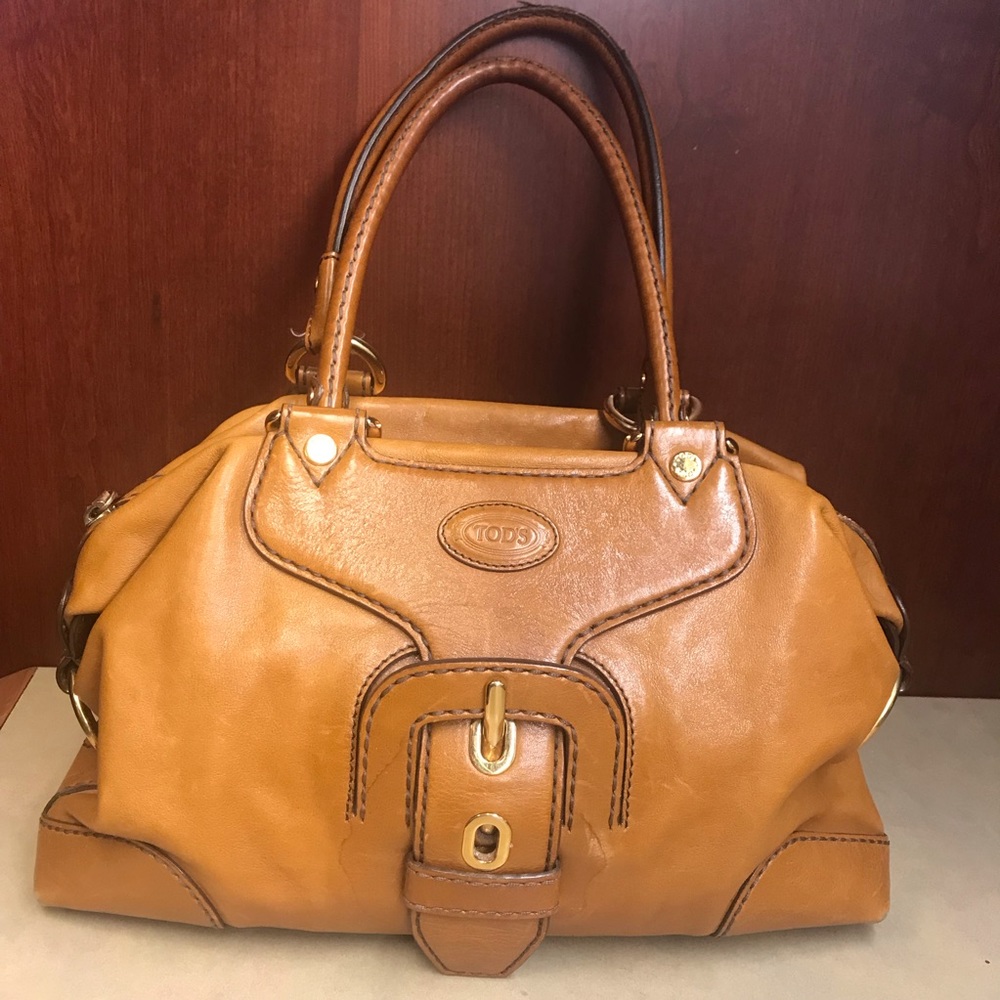 TOD’s Authentic “Carey” Leather Satchel / Purse
